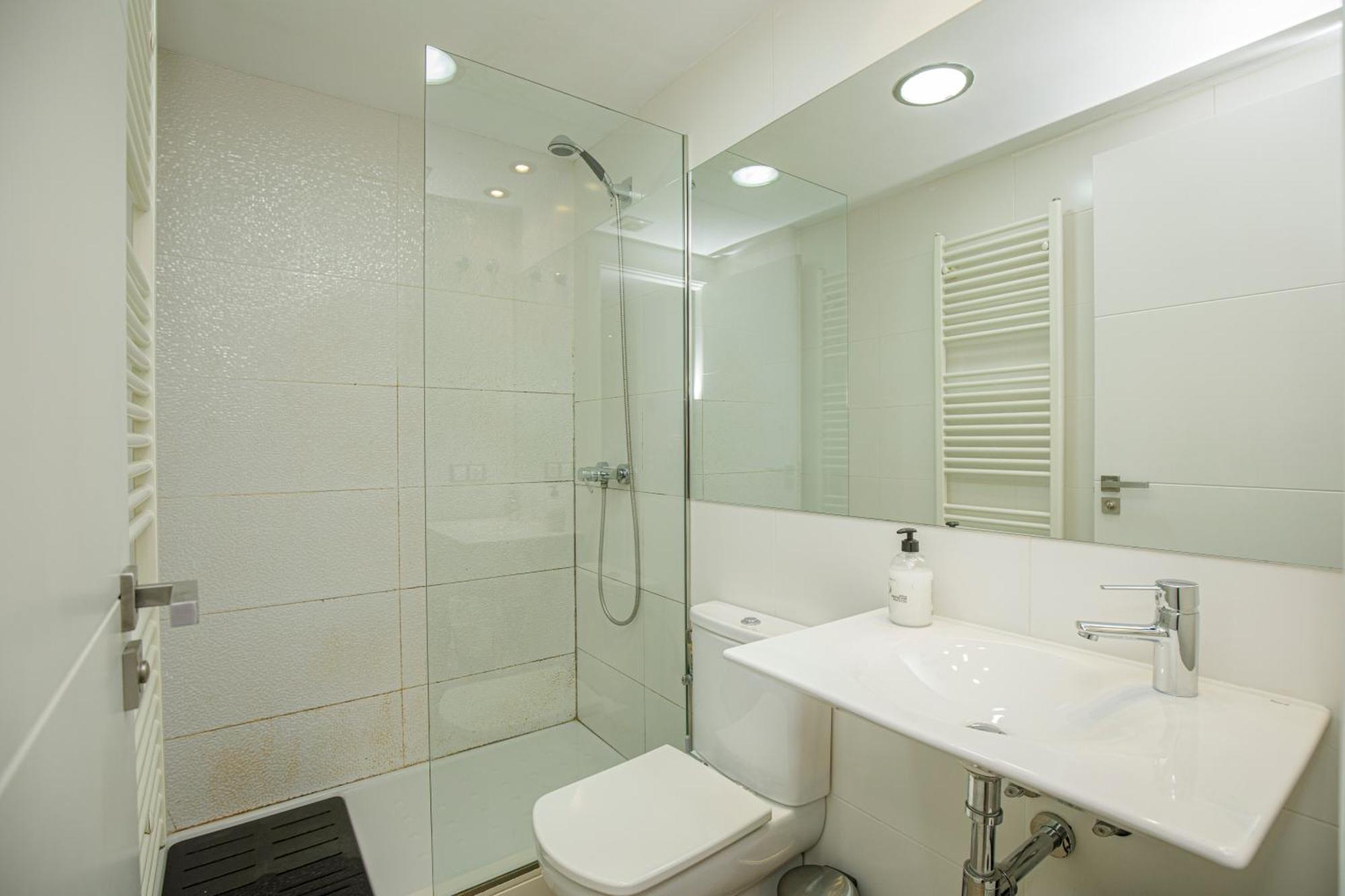 Centric Ripoll Apartment Luaran gambar